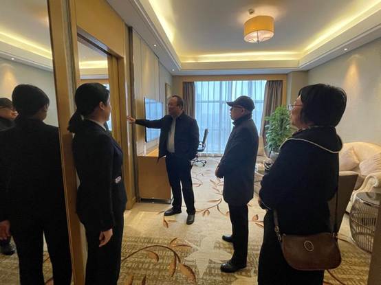 db869ef0d4d34478a541bb7deb7f8524